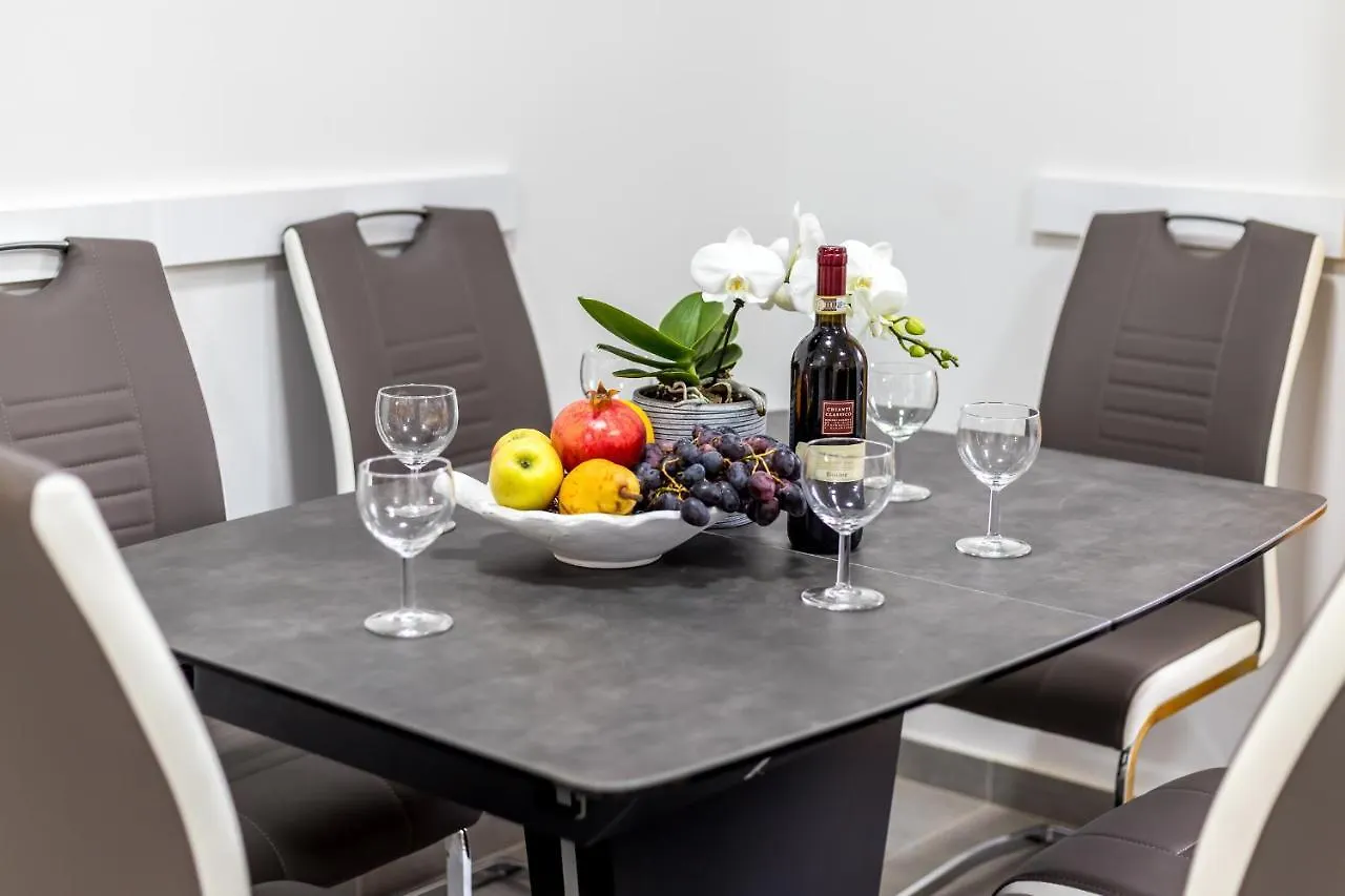 Apartment Lana Baška