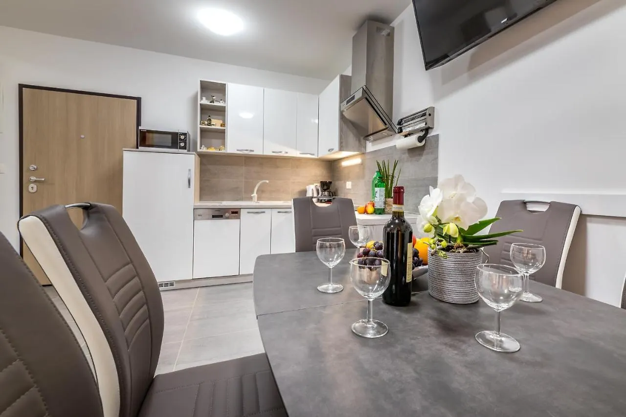 Apartment Lana Baška